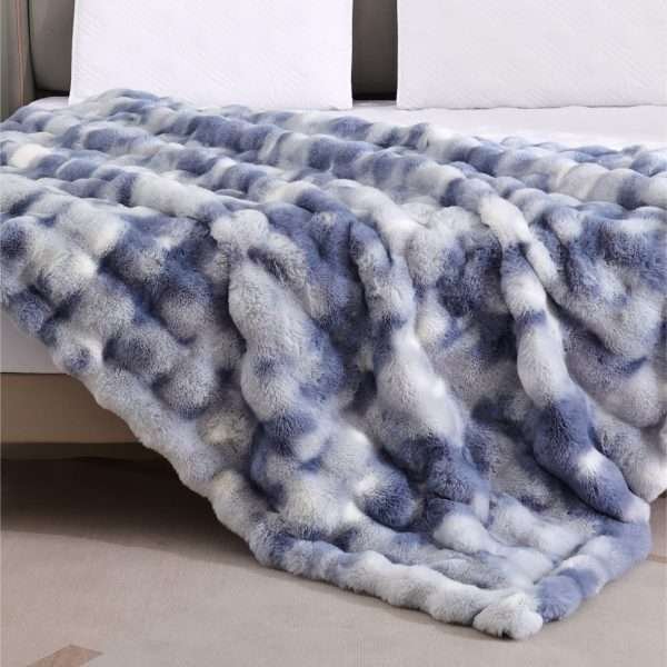 Tie-dye Blue Faux Fur Throw Blanket